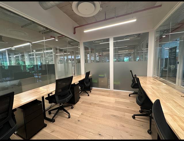 12M² OFFICE TO LET IN SANDTON CENTRAL